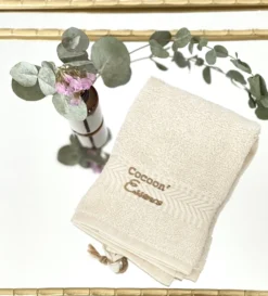 Coffret Cadeau Soins Bio Rituel Bien-être Fleur D'Oranger Naturel Et Fabriqué En France -Boutique Ipheos 8577a3f87513da4bf30b304aecfc24a4 2 photo serviette carre cocoon essence 3