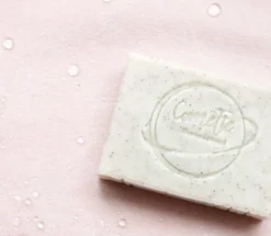 Savon Exfoliant Bio Et Naturel "Léon" Fabriqué En France 100g -Boutique Ipheos 8e7150b15587136bc37666fa51558baf savon 2