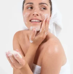 Soins Visage Bio Anti Boutons Pour Peaux Mixtes à Grasses Parfum Rose