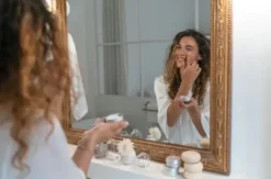 Crème Visage Hydratante Bio Au Lait De Chèvre Sans Parfum -Boutique Ipheos a251b6b9458d4f50ead38e8800ef4f11 4