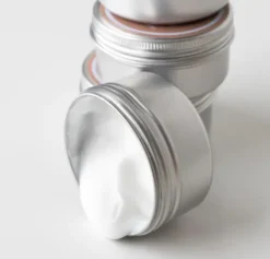 Crème Au Lait De Chèvre Bio Parfum Naturel Visage Hydratante100 Ml -Boutique Ipheos ba02d6474b5374dad34de87e6d39ae7b 3