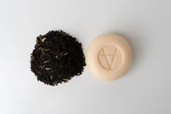 Savon Bio Au Lait De Chèvre Parfum Thé Fabriqué En France 100g -Boutique Ipheos ca11369f2e8fa6afb319f86f7f5e47be savon au lait de chevre 3