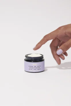 Crème Réparatrice Et Offre Du Confort à Votre Peau, Slolie -Boutique Ipheos e07229c6f0da33f49ff5e0643331b4e4 copie de slolie jour 22629