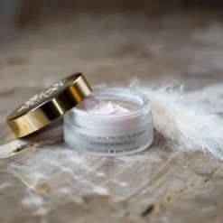 Soin Global Et Protecteur Jour Bio Au Totum De Baie De Goji 15ml -Boutique Ipheos fbf59ce458774157d32f3c2c00e3cfe1 soin jour 2