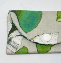 Pochette à Savon Bio Et Lavable Fait Main Et Fabriquée En France 9 Pochette à Savon Bio Et Lavable Fait Main Et Fabriquée En France -Boutique Ipheos ff8338ebdf8331efd060c7586fef572b pochette 3